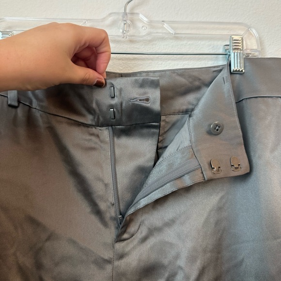 Vintage Y2K Banana Republic Silk Cargo Tie Ankle Pants - Picture 6 of 11